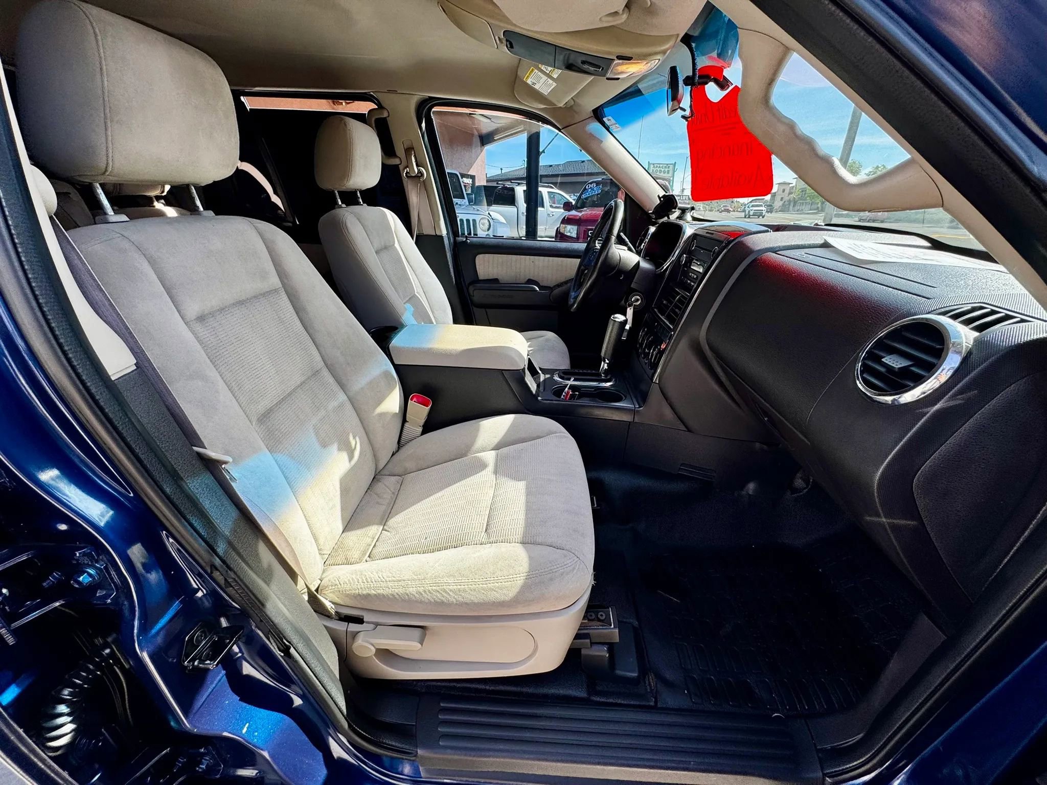 Used 2008 Ford Explorer Sport Trac XLT RWD image 13