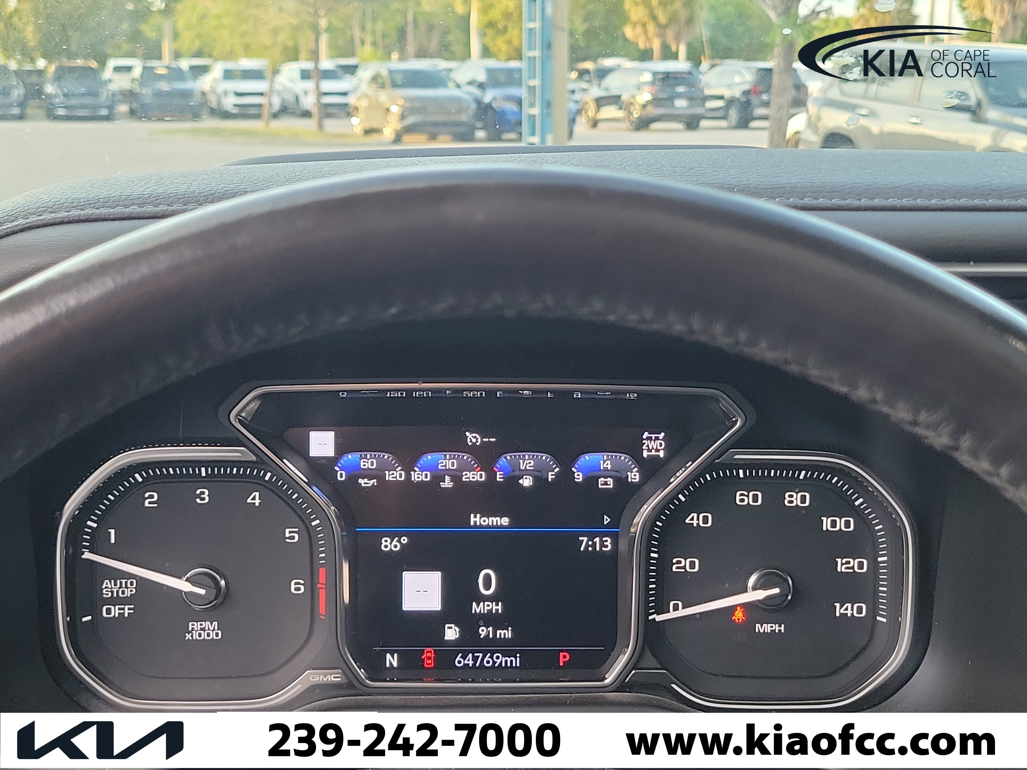 Used 2021 GMC Yukon XL Denali w/ Advanced Technology Package image 25