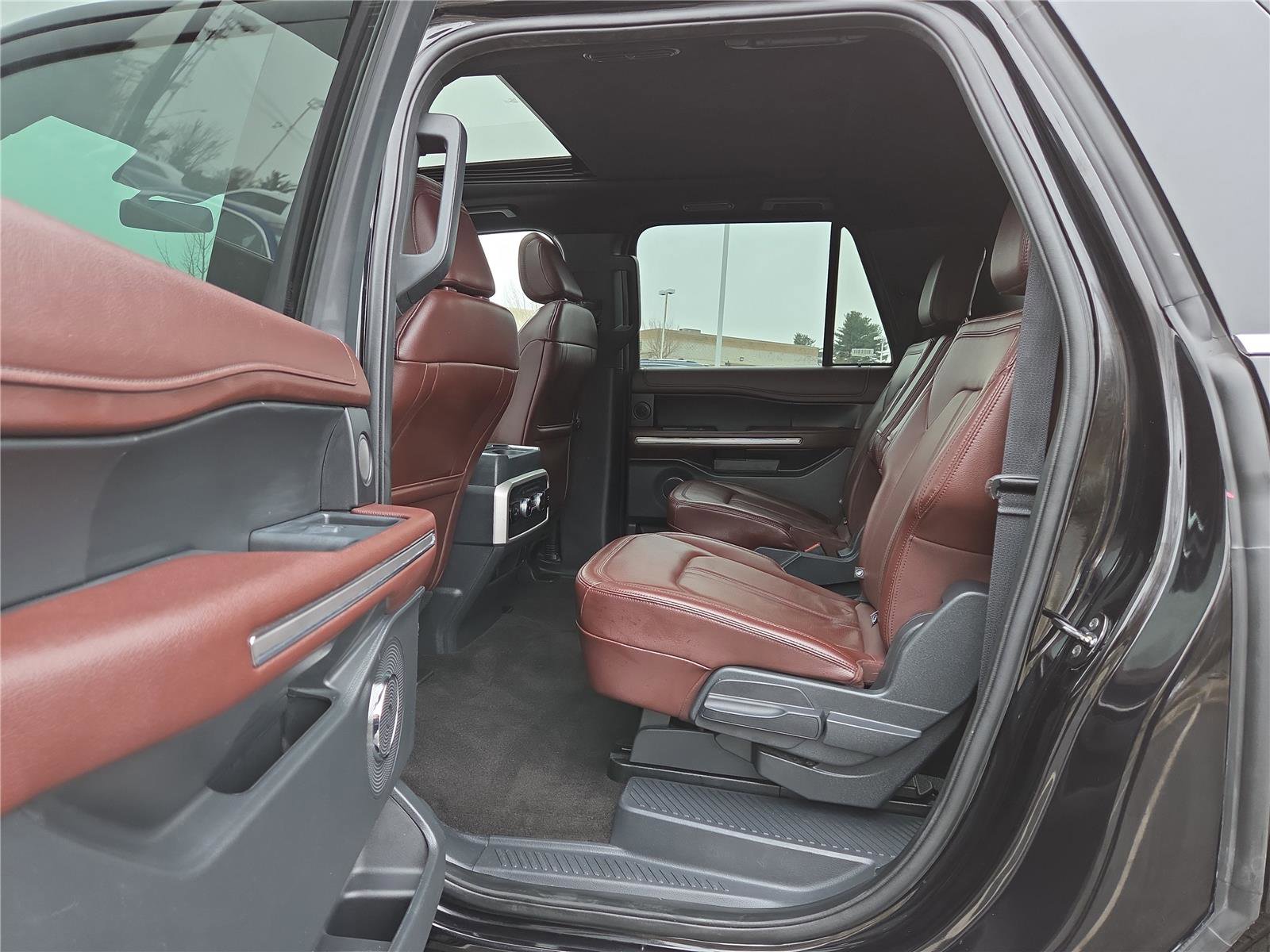 Used 2023 Ford Expedition Max Limited image 27