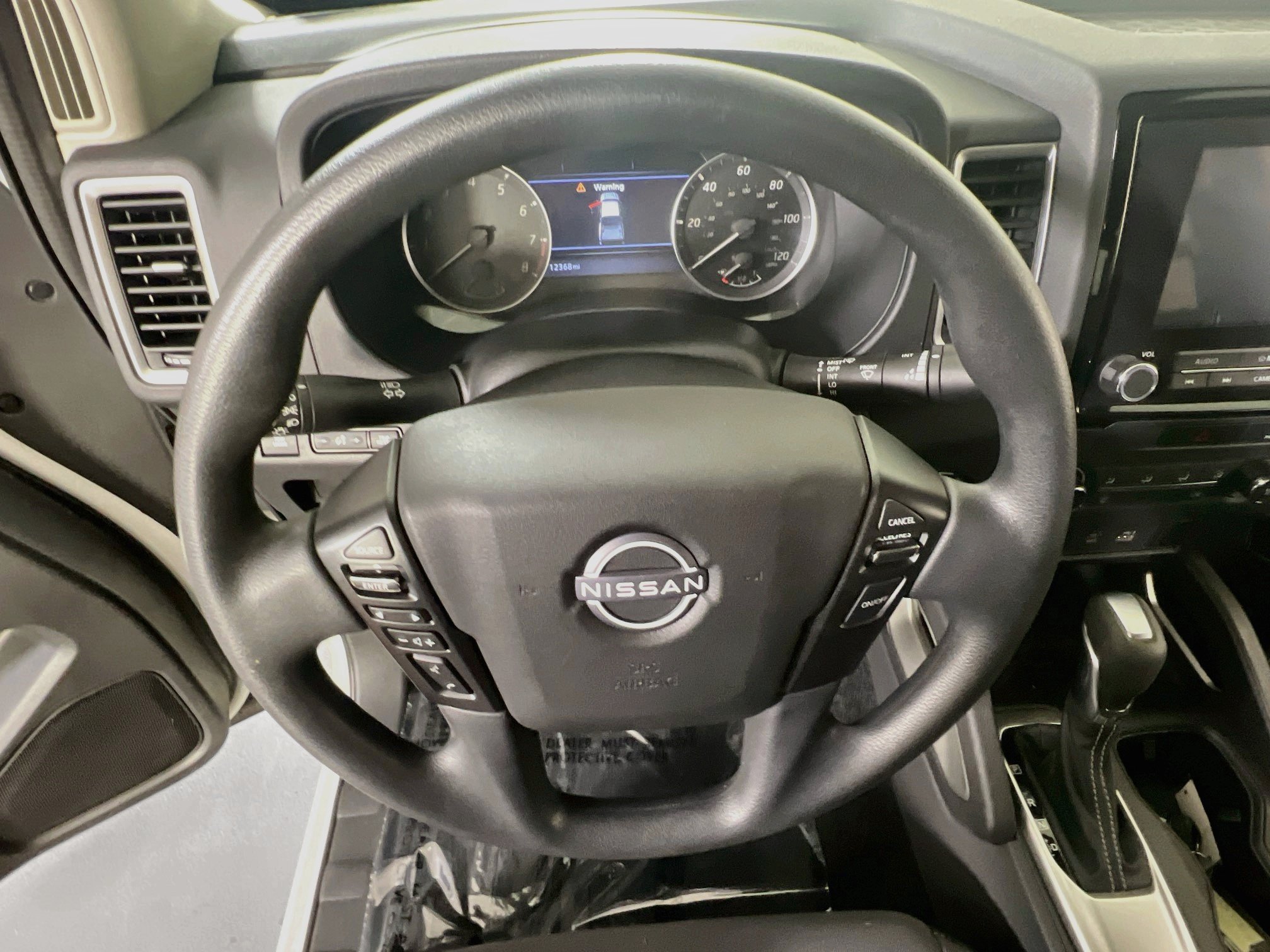 Used 2022 Nissan Frontier SV AWD/4WD image 11