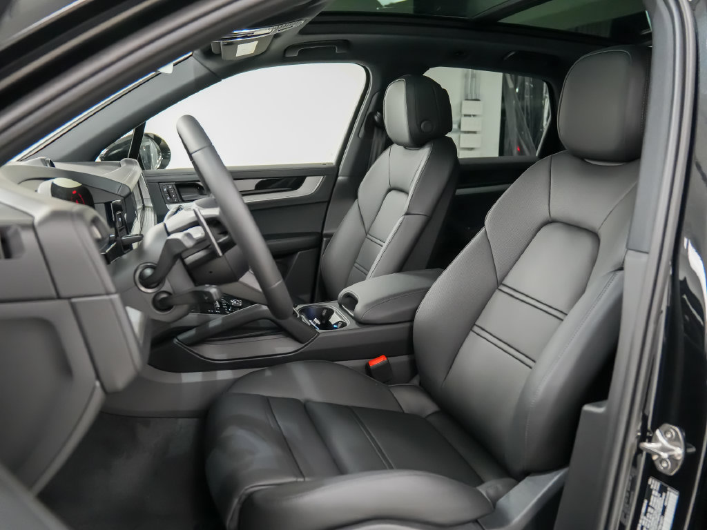 New 2026 Porsche Cayenne S AWD/4WD image 5