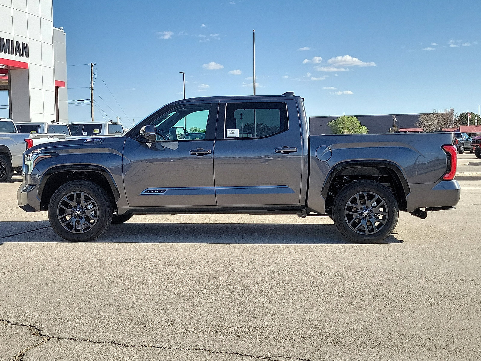 New 2025 Toyota Tundra Platinum w/ Tow Tech Package AWD/4WD image 2