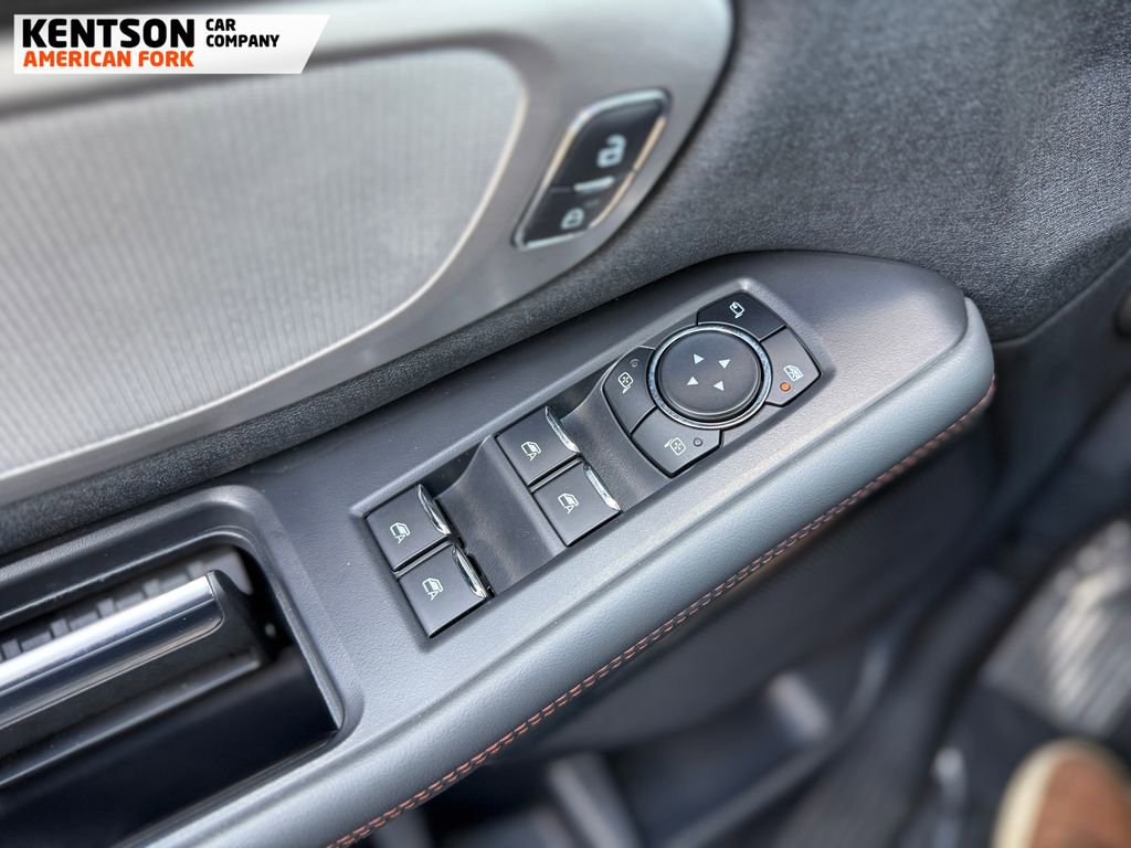 Used 2025 Ford Expedition Active AWD/4WD image 21