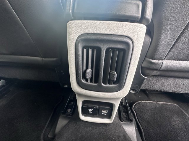 Used 2018 Jeep Compass Limited image 16