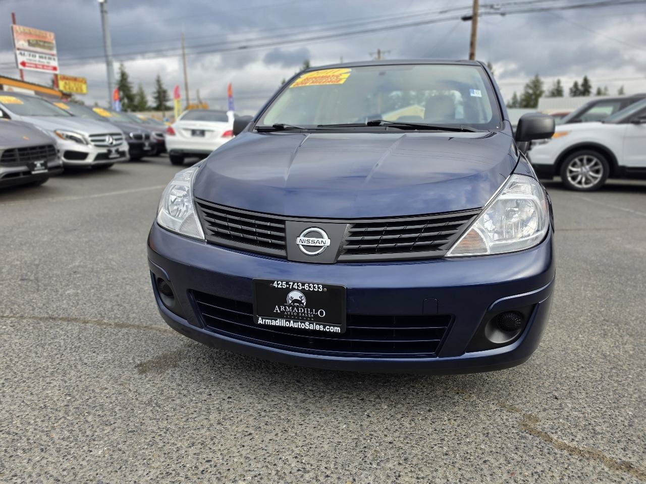 Used 2011 Nissan Versa Sedan FWD image 2