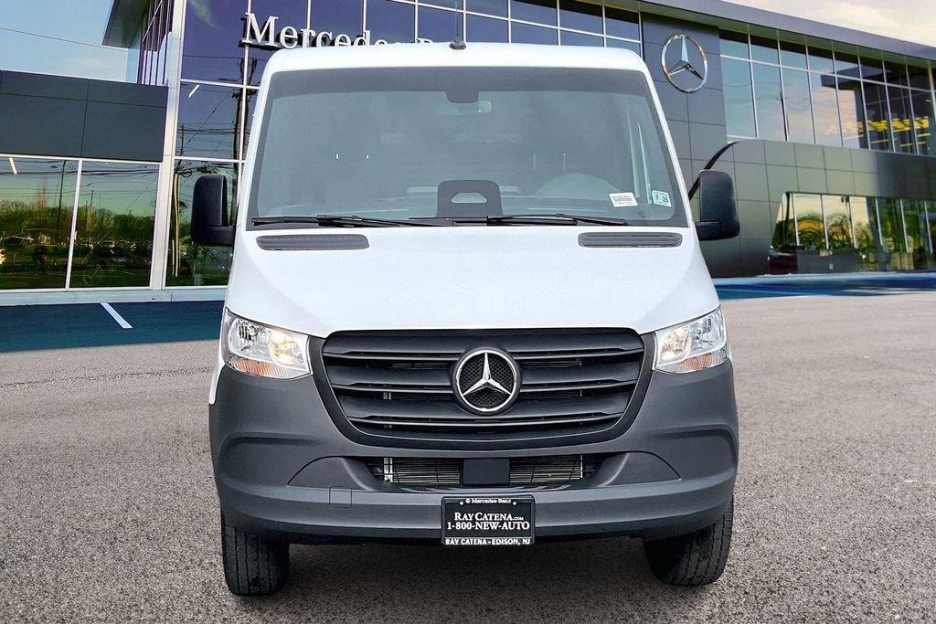 Used 2025 Mercedes-Benz Sprinter 2500 image 3