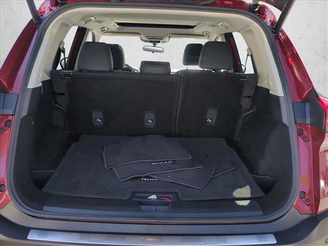 Used 2023 Nissan Rogue SV w/ SV Premium Package image 6