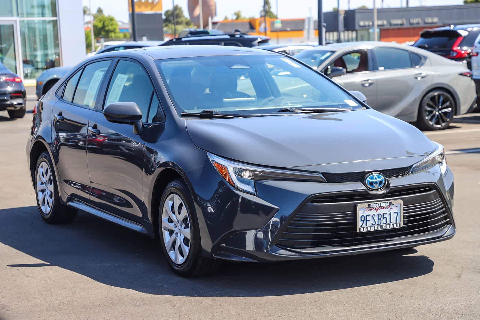 Used 2024 Toyota Corolla LE FWD image 3