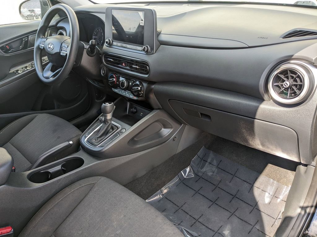 Used 2022 Hyundai Kona SEL image 28