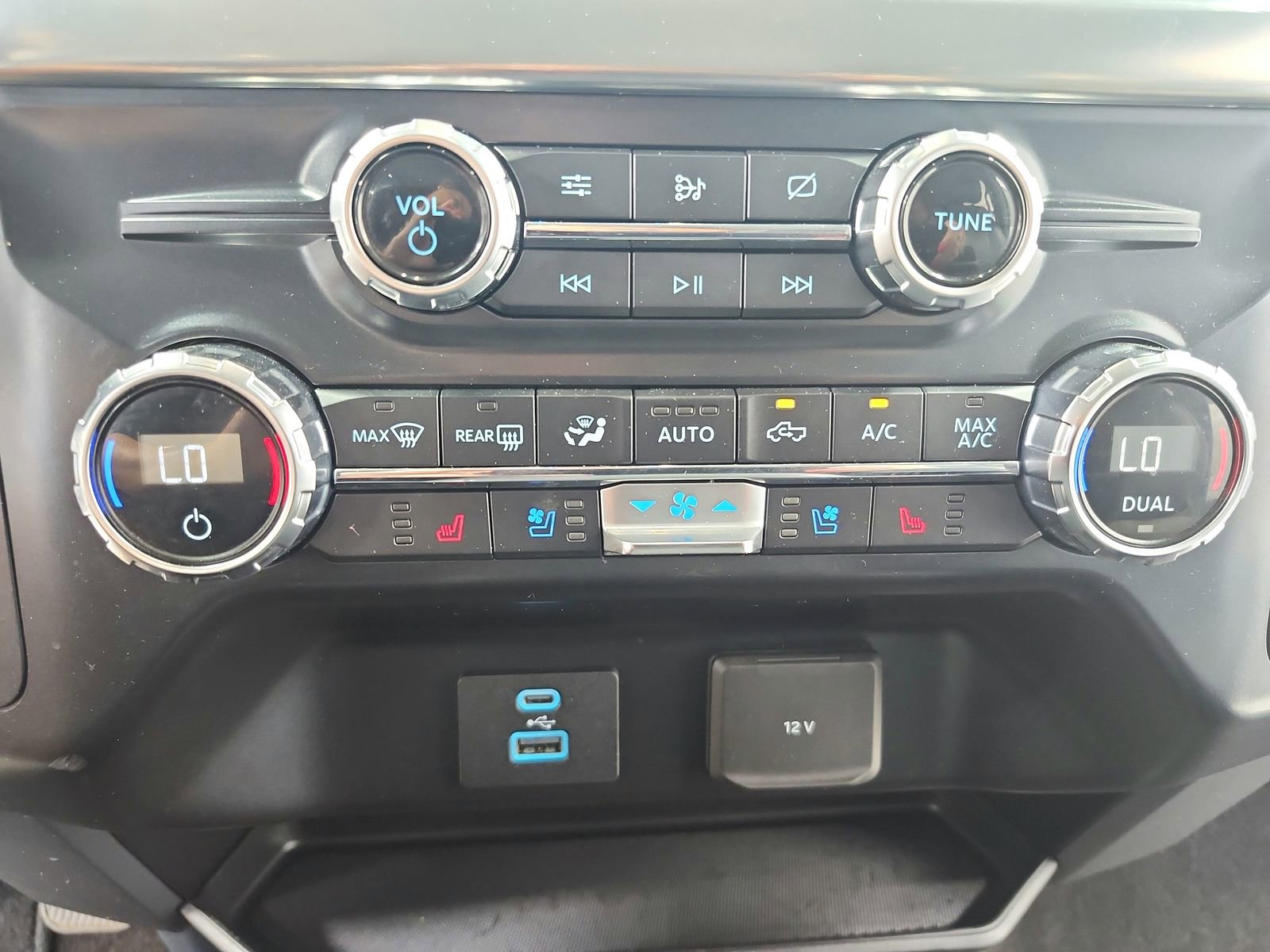 Used 2021 Ford F150 Lariat w/ Equipment Group 501A Mid AWD/4WD image 32