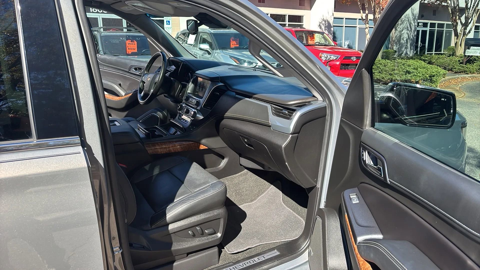 Used 2018 Chevrolet Tahoe Premier image 20