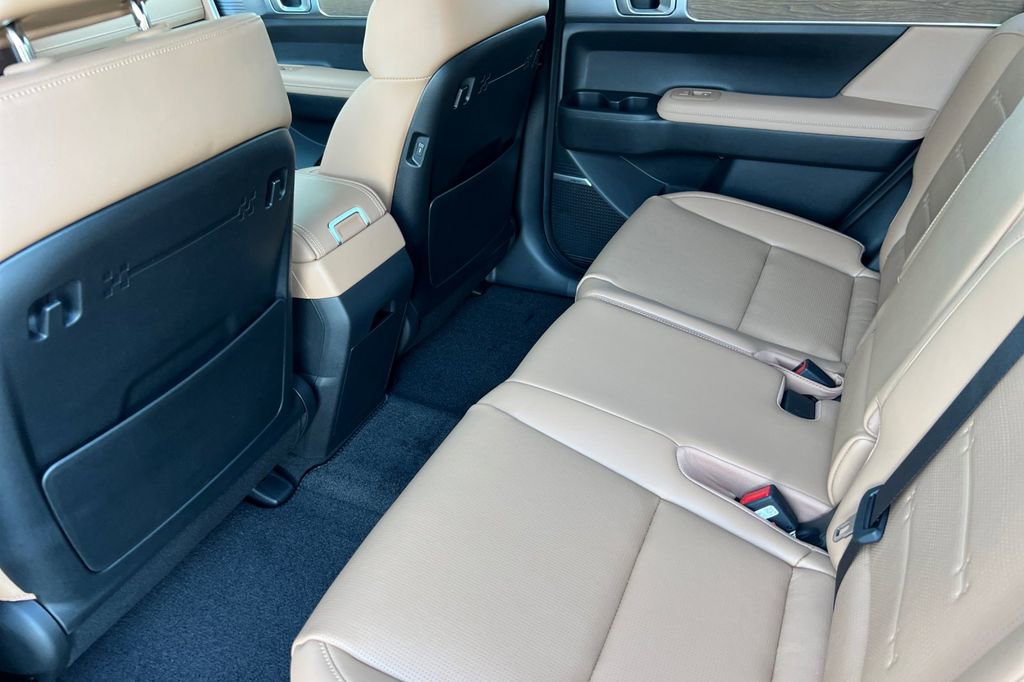 New 2026 Hyundai Santa Fe Limited image 10