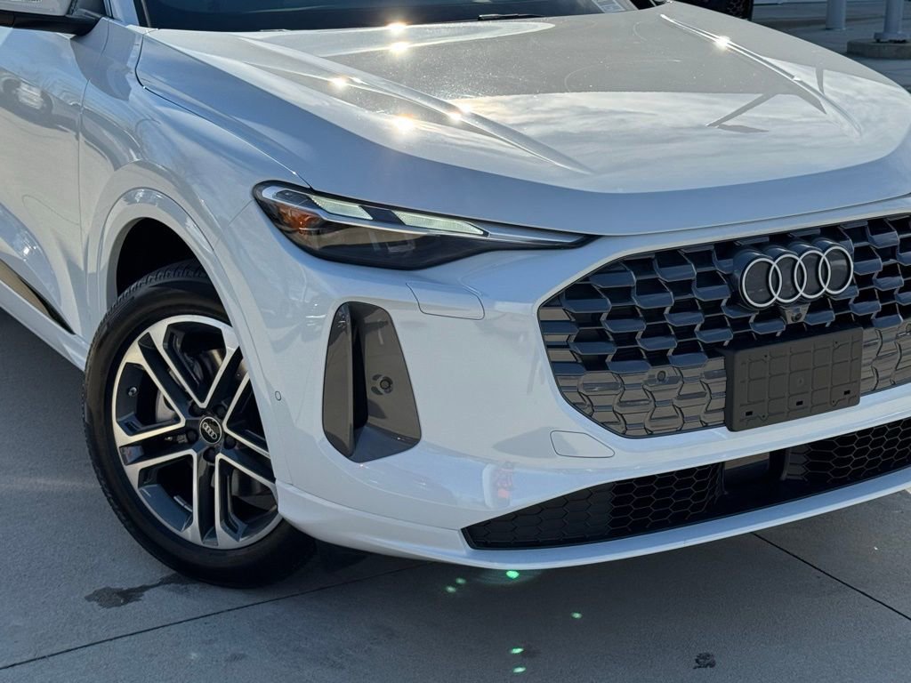 New 2025 Audi Q5 Premium image 6