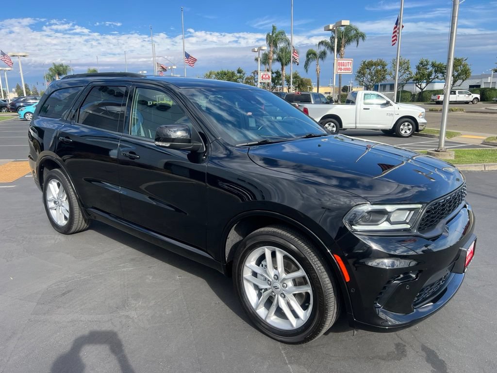 Used 2025 Dodge Durango GT AWD/4WD image 7