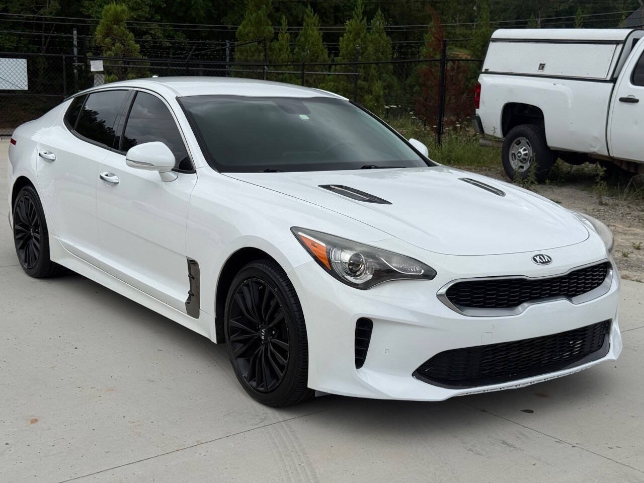 Used 2019 Kia Stinger RWD image 1