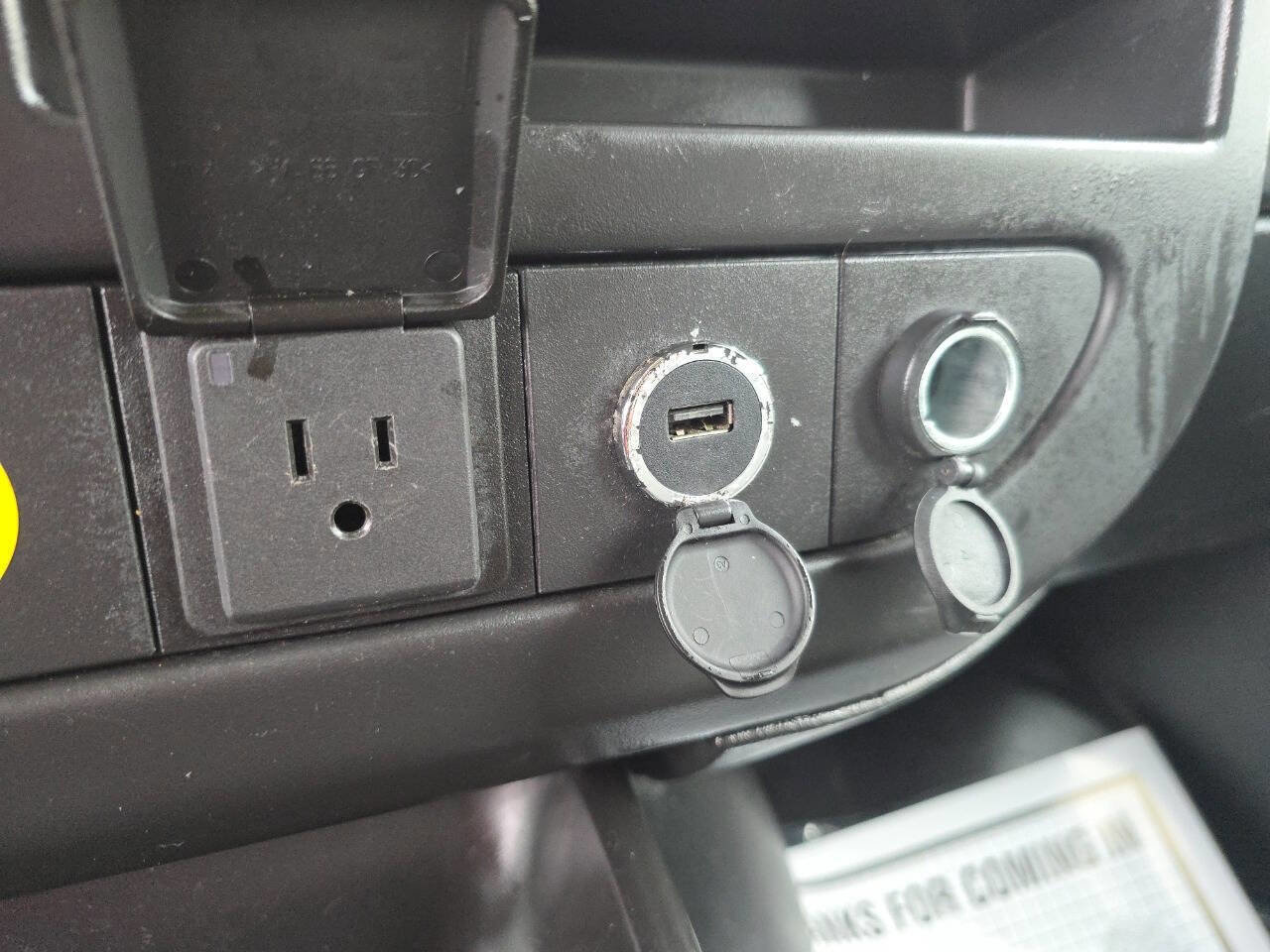 Used 2018 Chevrolet Express 2500 w/ Driver Convenience Package RWD image 49