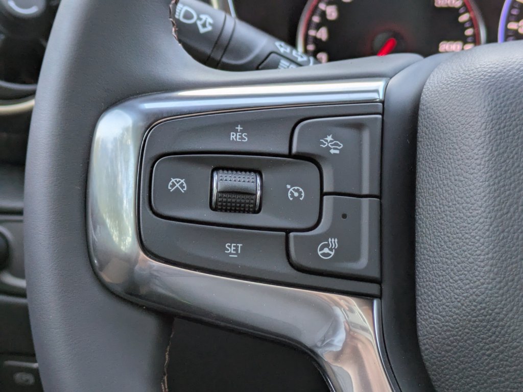 New 2025 Chevrolet Blazer Premier w/ Driver Confidence II Package FWD image 27