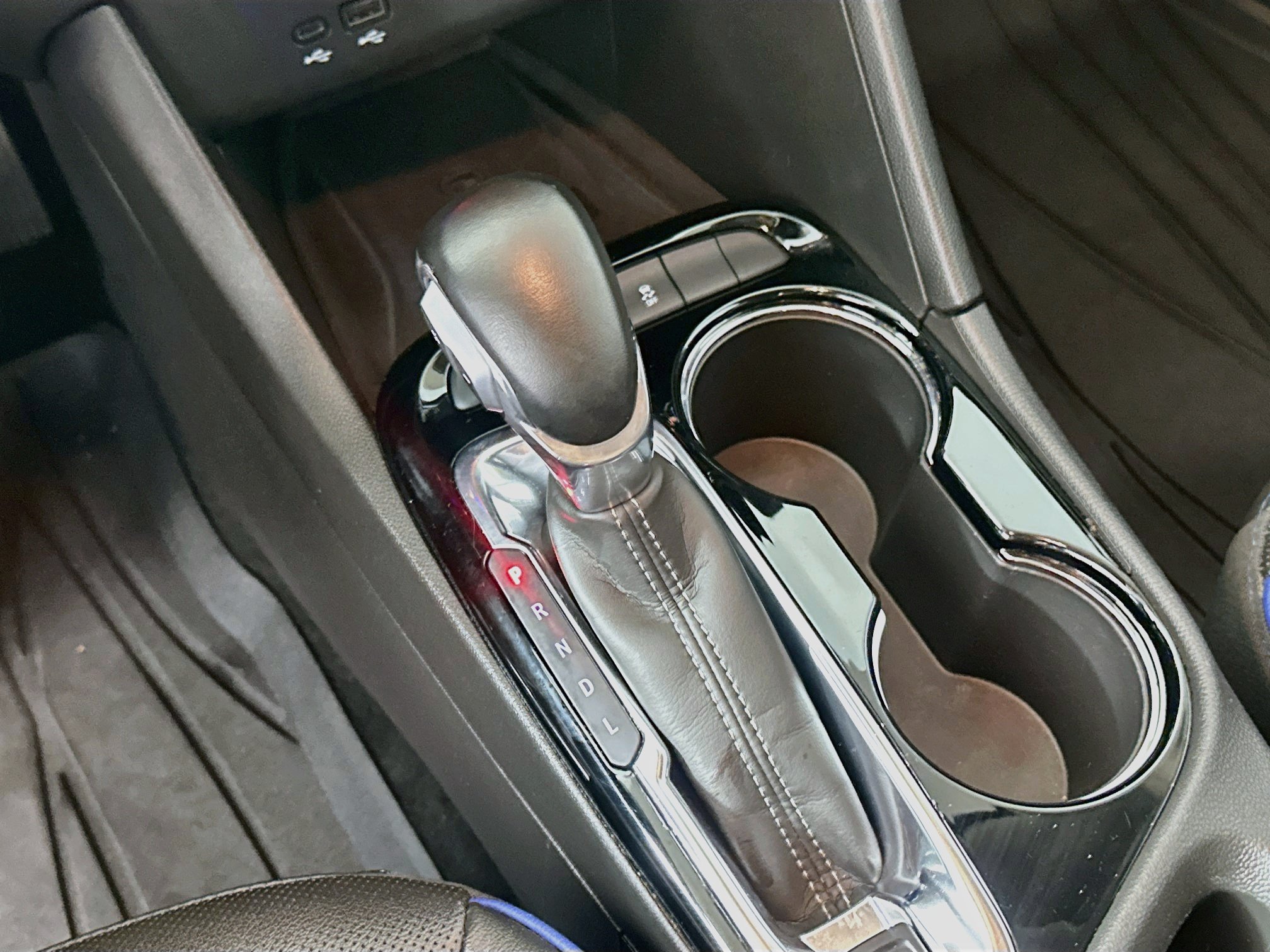 Used 2025 Buick Encore GX Sport Touring w/ Advanced Technology Package FWD image 24