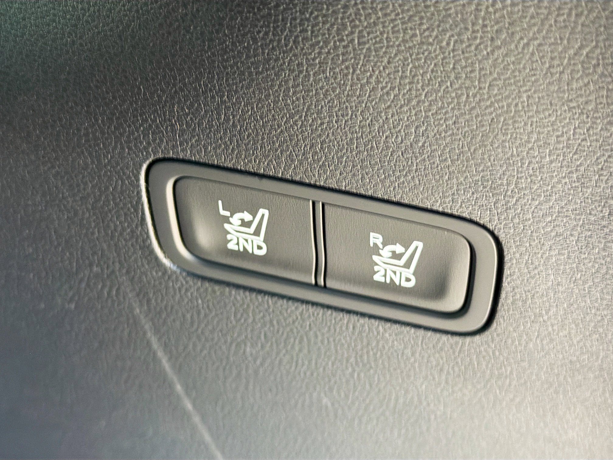 New 2026 Hyundai Santa Fe Limited image 13