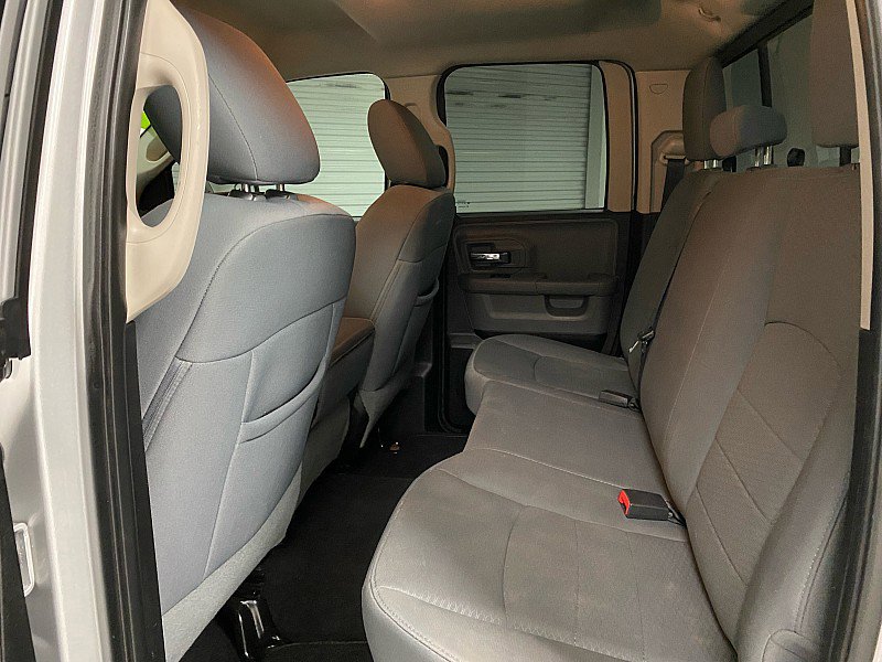Used 2013 RAM 1500 Classic SLT w/ Premium Display Pkg image 11
