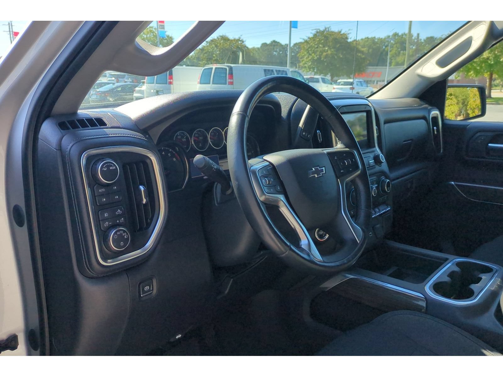 Used 2020 Chevrolet Silverado 1500 RST w/ All-Star Edition AWD/4WD image 12