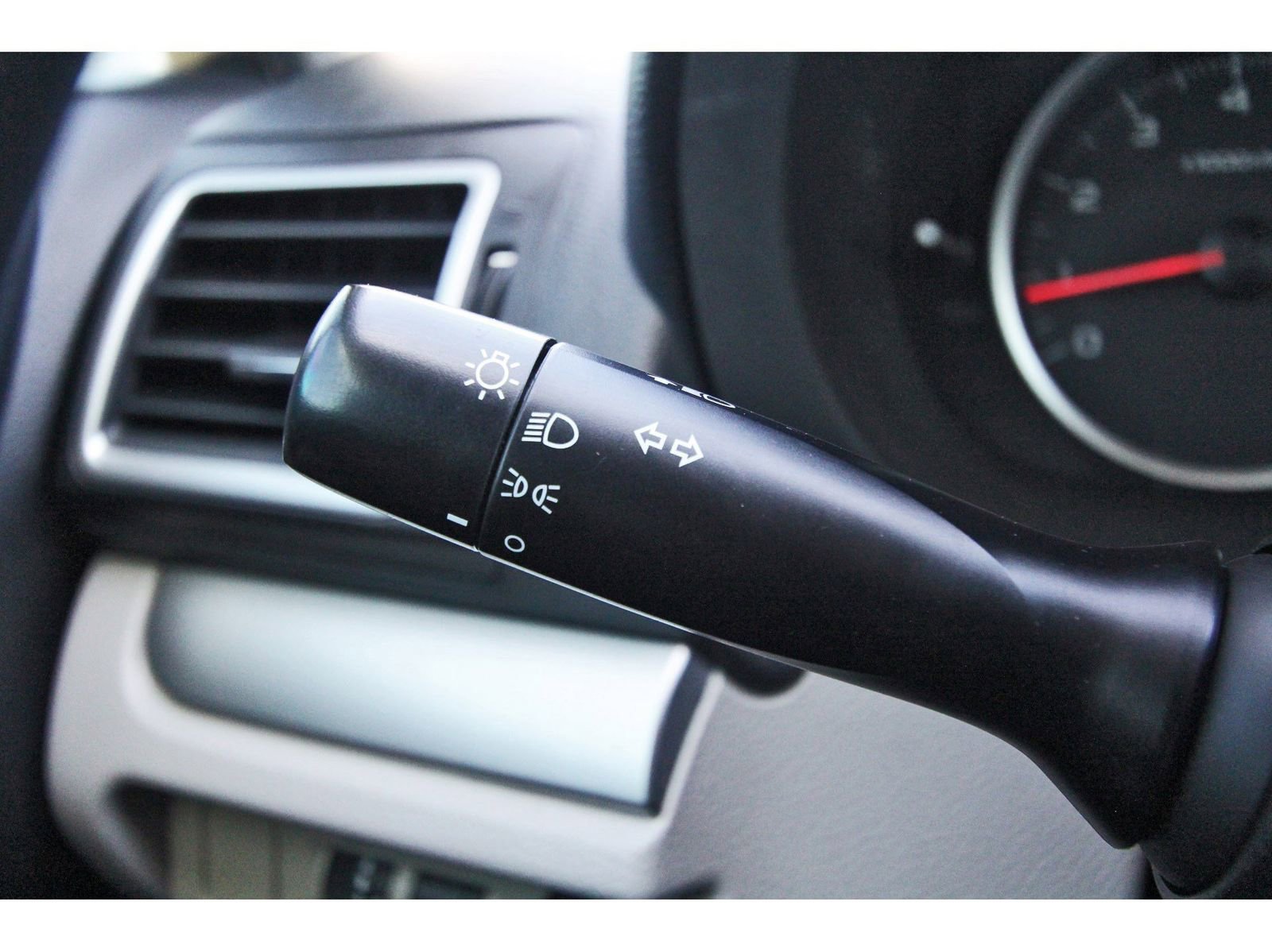 Used 2018 Subaru Forester 2.5i w/ Alloy Wheel Package image 17