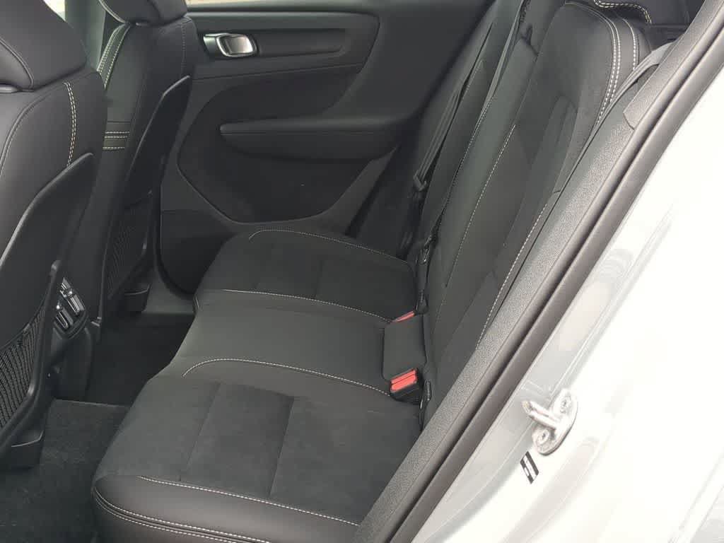 New 2026 Volvo XC40 B5 Ultra w/ Protection Package Premier AWD/4WD image 18