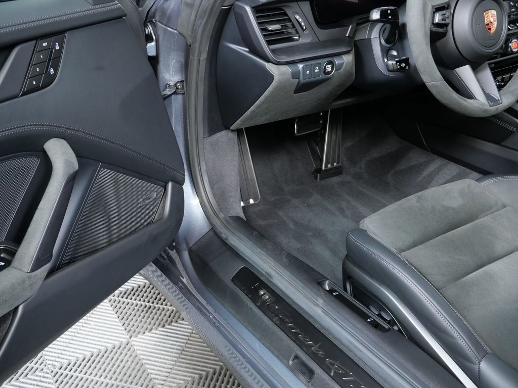 Certified 2026 Porsche 911 Carrera GTS image 7