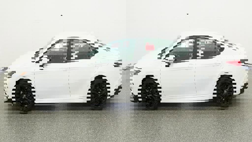 New 2026 Toyota Camry SE image 3