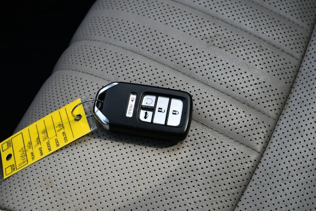 Used 2020 Honda Accord EX-L image 19