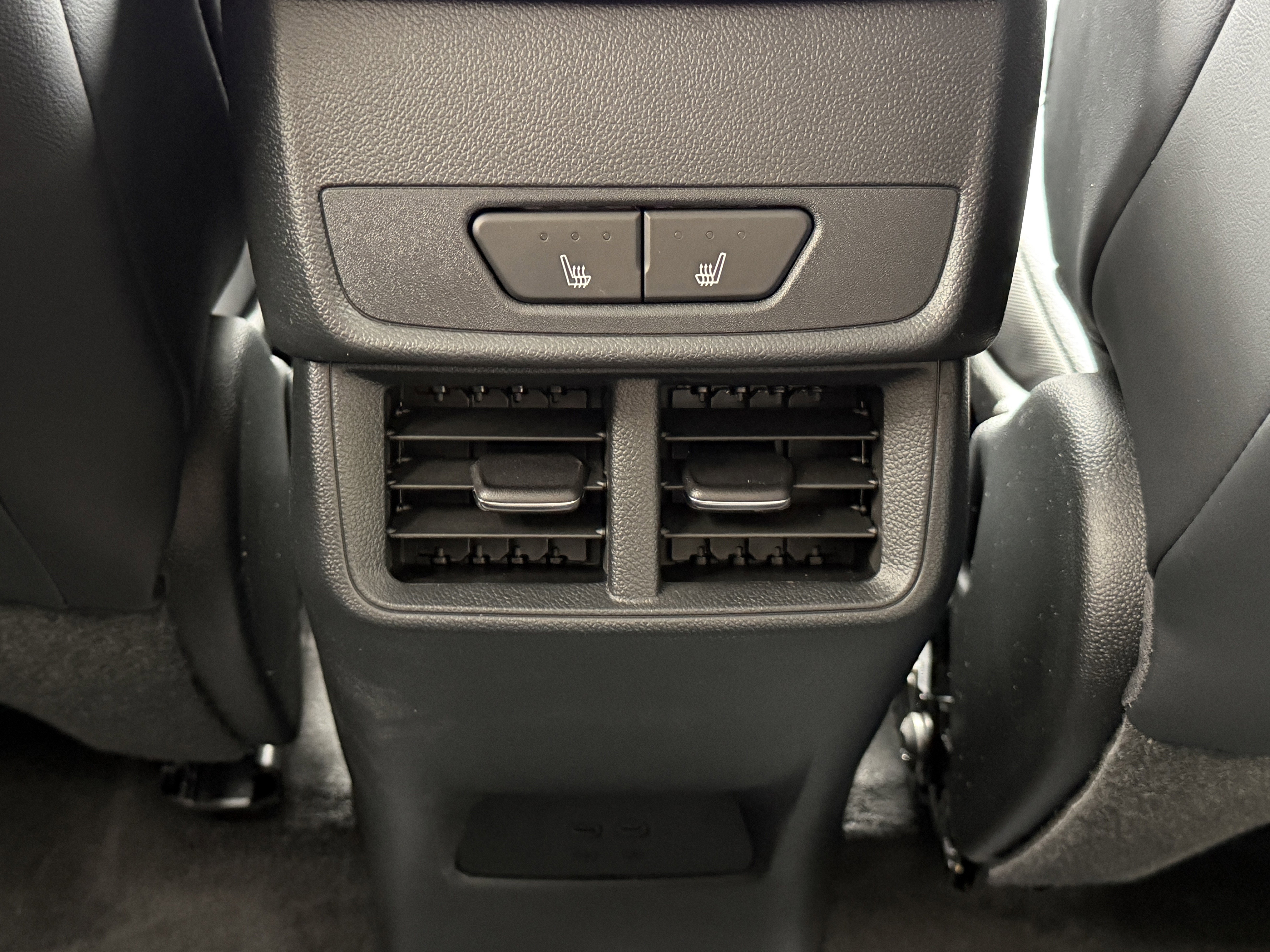 New 2026 GMC Terrain Denali AWD/4WD image 23
