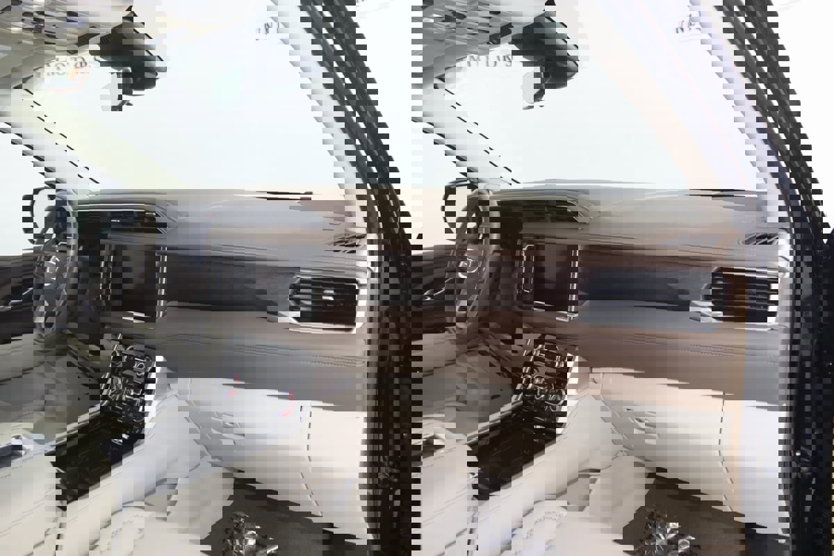 Used 2024 GMC Yukon Denali w/ Denali Reserve Package image 41