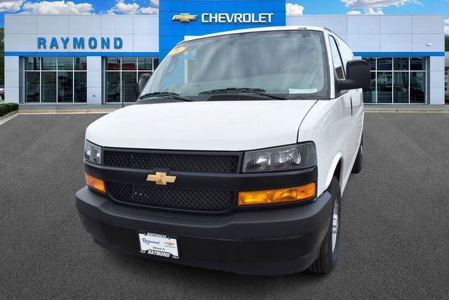 New 2026 Chevrolet Express 2500 w/ Driver Convenience Package image 8
