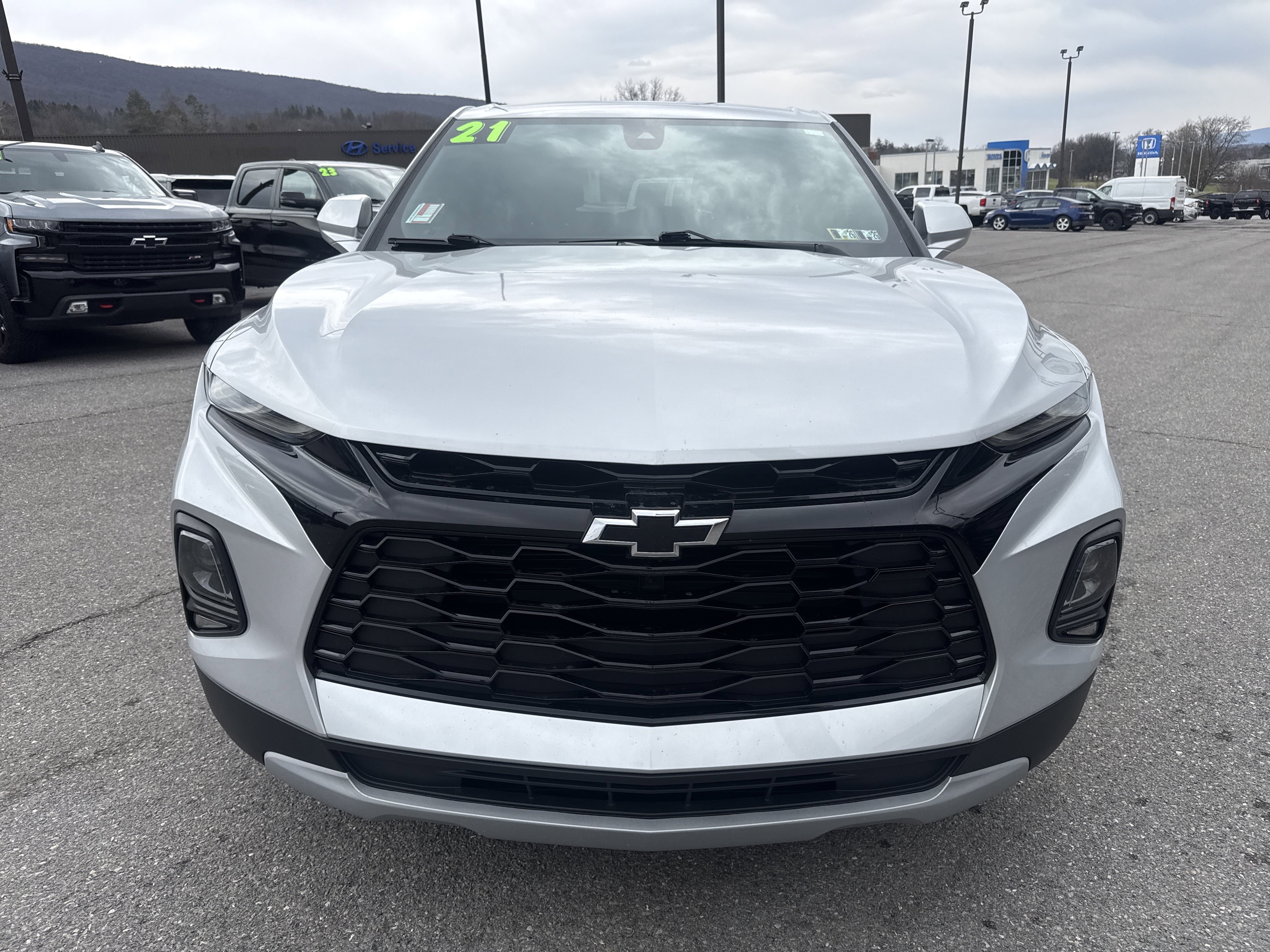 Used 2021 Chevrolet Blazer LT w/ LPO, Black Accent Package image 9