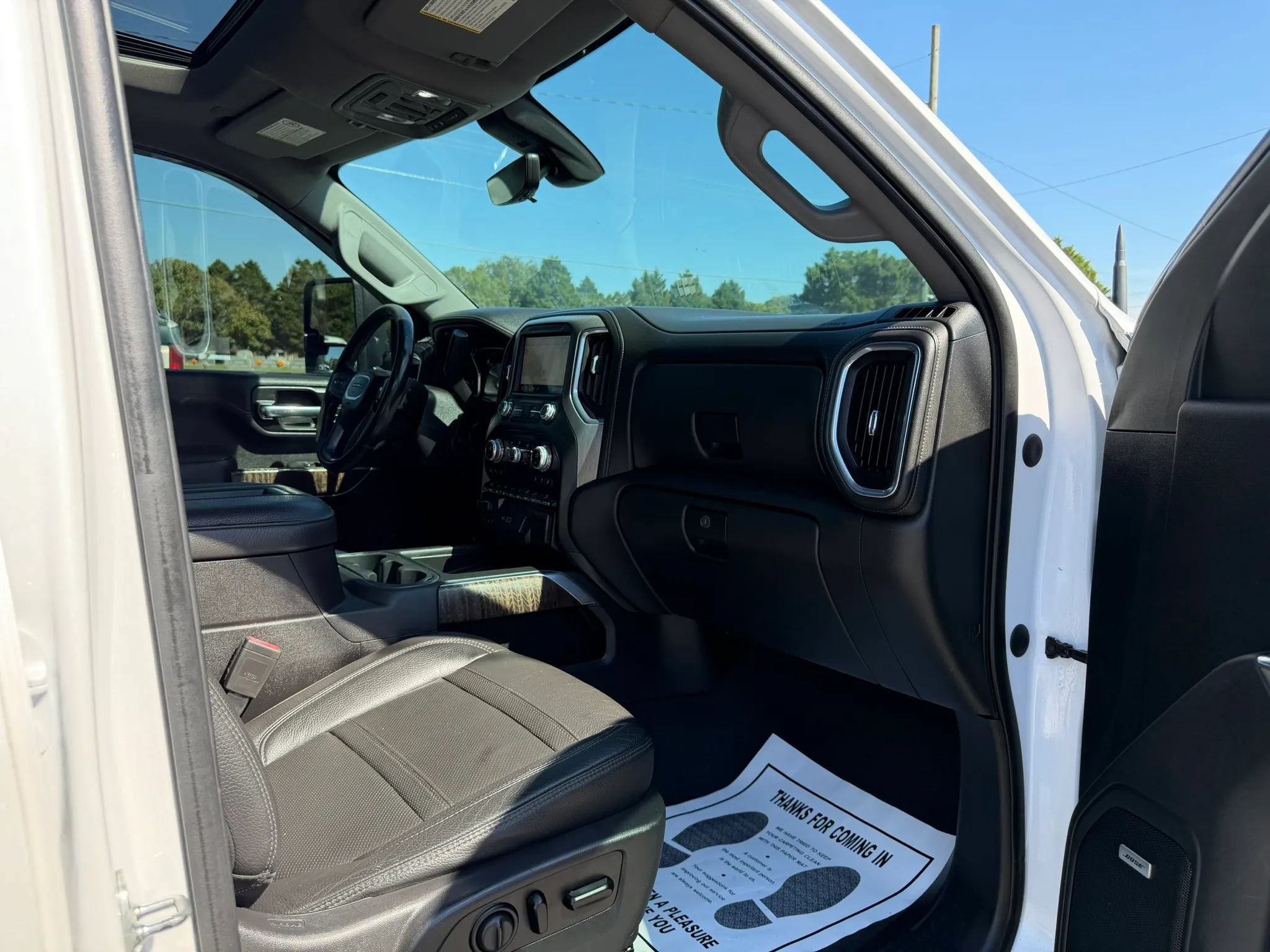 Used 2020 GMC Sierra 2500 Denali w/ Denali Ultimate Package AWD/4WD image 21
