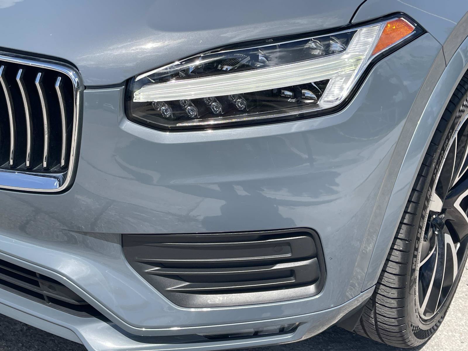 Used 2020 Volvo XC90 T6 Momentum w/ Protection Package Premier AWD/4WD image 11