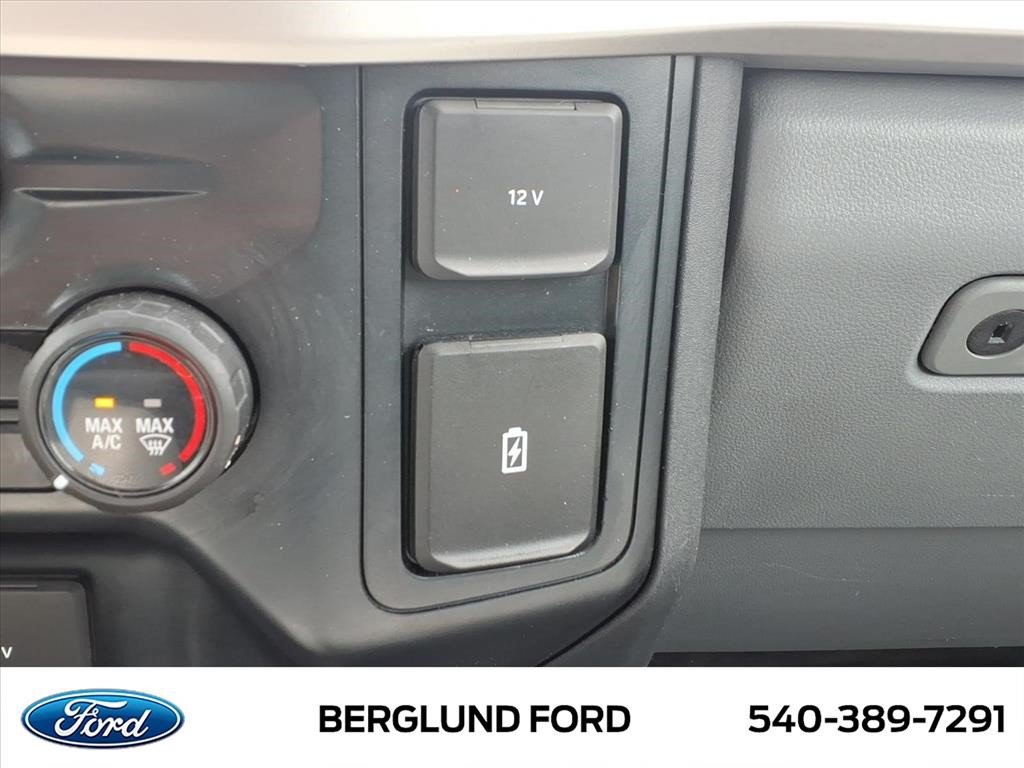 Used 2023 Ford F550 4x4 Crew Cab Super Duty image 33