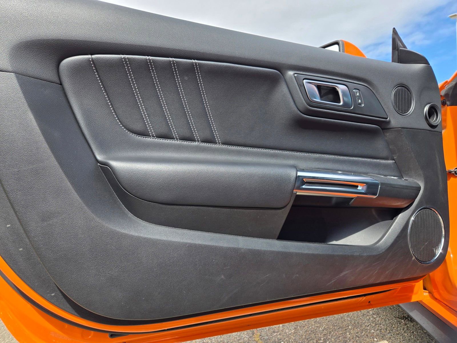 Used 2021 Ford Mustang Premium image 11