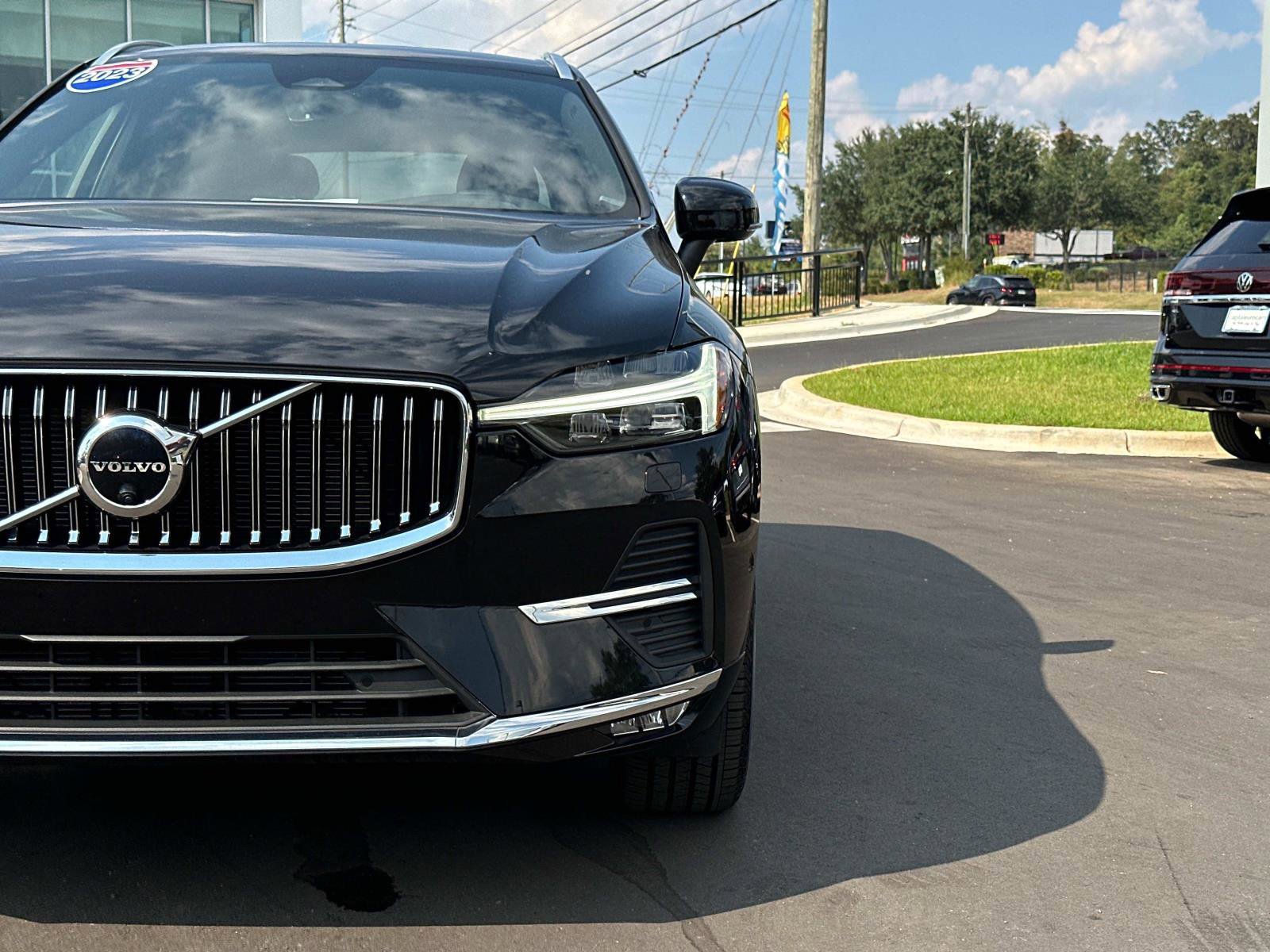 Certified 2023 Volvo XC60 B5 Plus w/ Protection Package Premier image 9