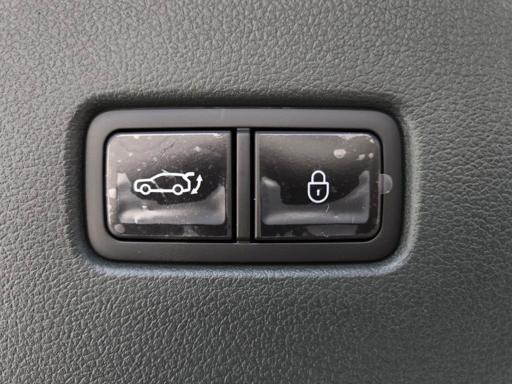 New 2026 Genesis GV80 3.5T e-SC image 13