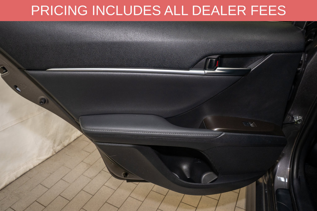 Certified 2022 Toyota Camry XSE FWD image 9