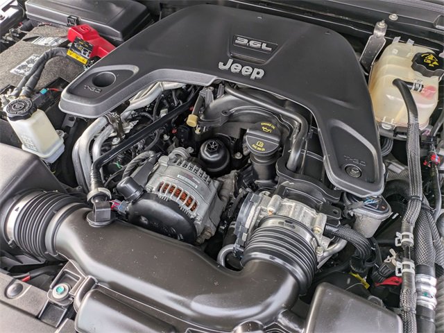 Used 2020 Jeep Gladiator Sport w/ Quick Order Package 24S image 28