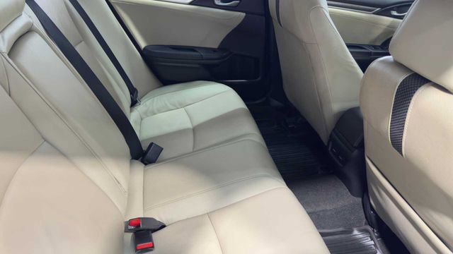 Used 2020 Honda Civic Touring image 15