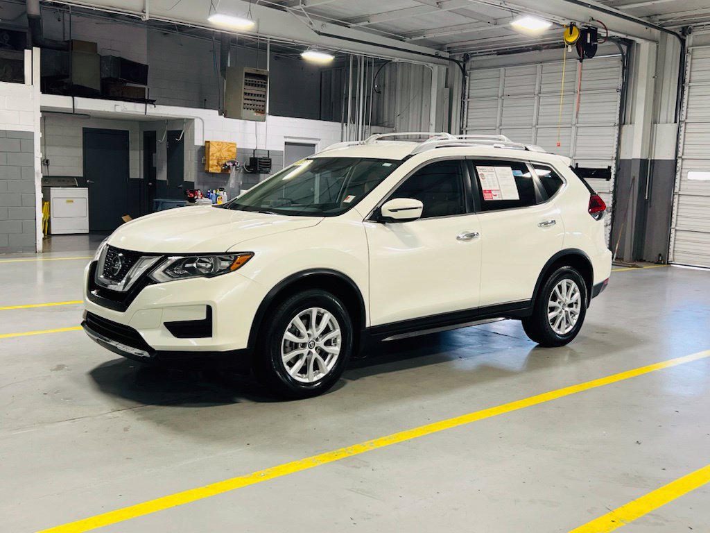 Used 2020 Nissan Rogue SV AWD/4WD image 13