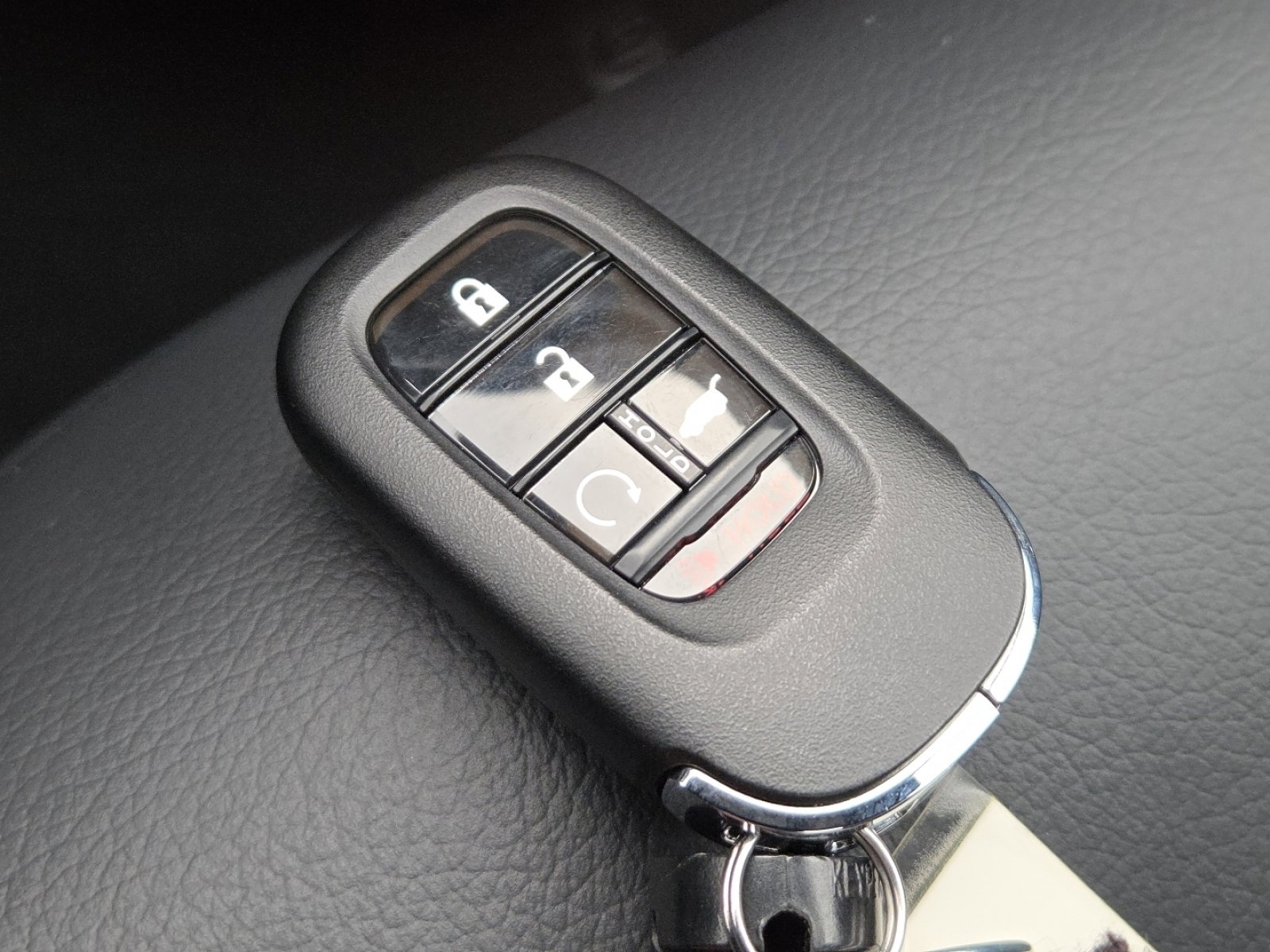 Used 2025 Honda Pilot Touring image 36