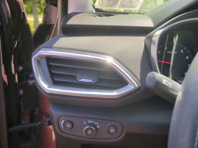 Used 2023 Chevrolet TrailBlazer LT w/ Convenience Package FWD image 20