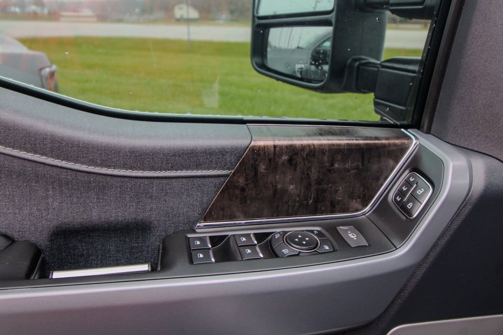 Used 2023 Ford F150 Lariat w/ Equipment Group 502A High image 13