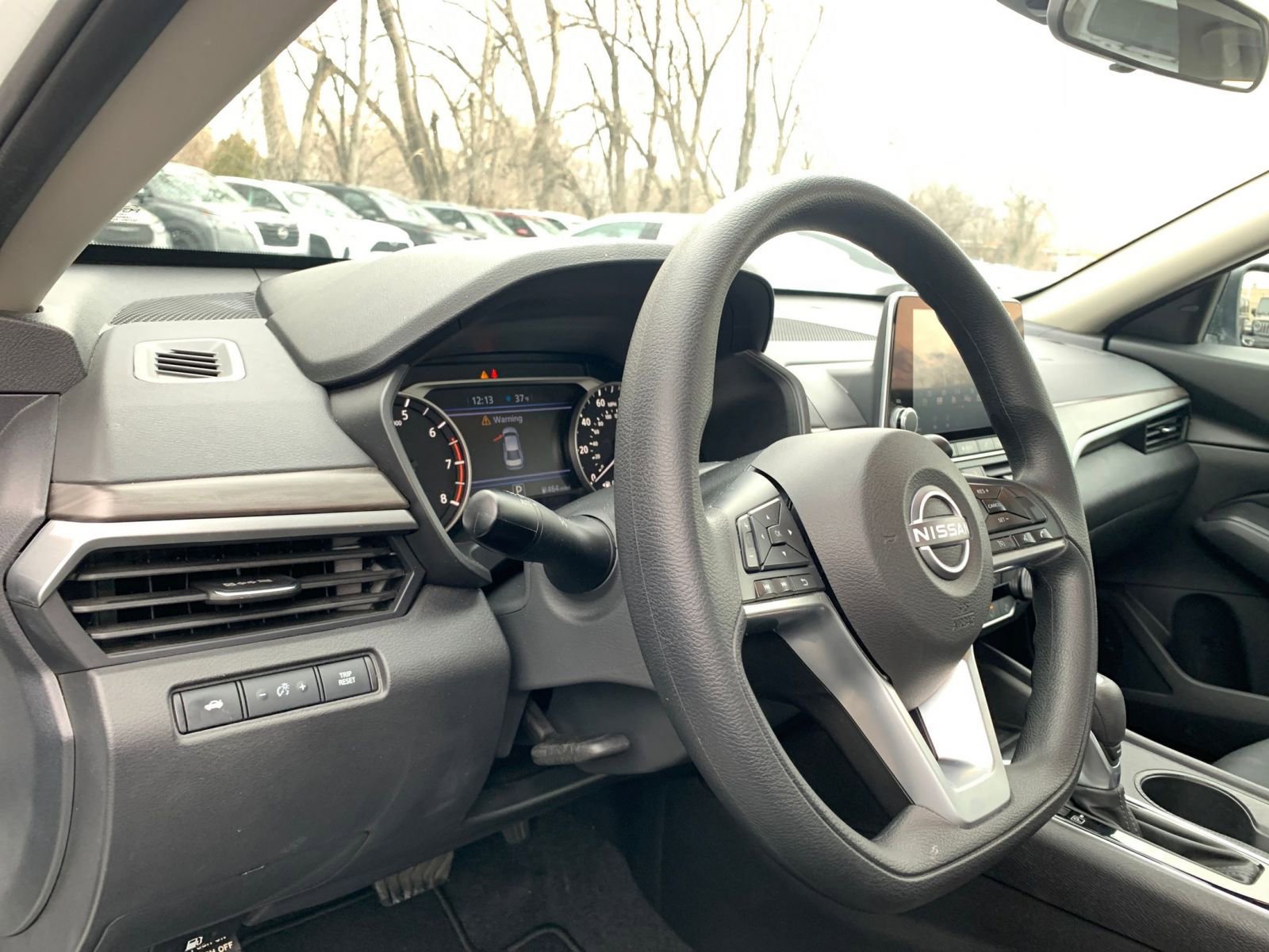 Used 2025 Nissan Altima 2.5 SV image 35