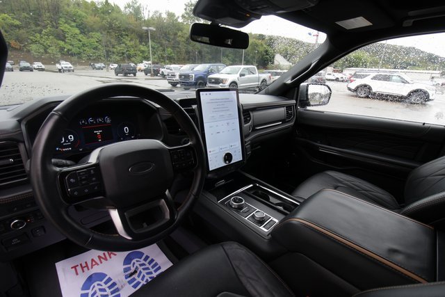 Used 2023 Ford Expedition Max Platinum image 7