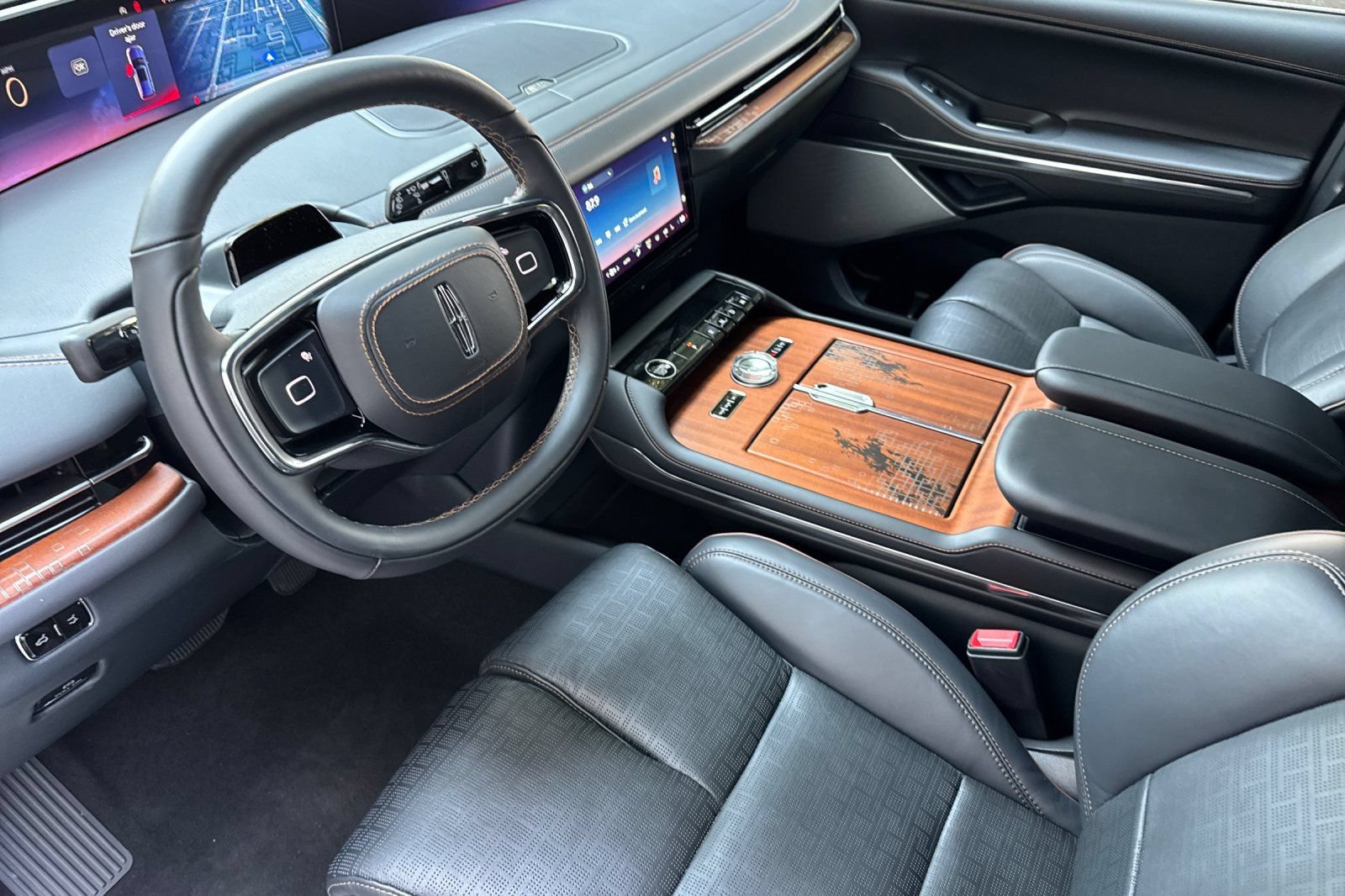 New 2027 Lincoln Navigator L Black Label AWD/4WD image 7